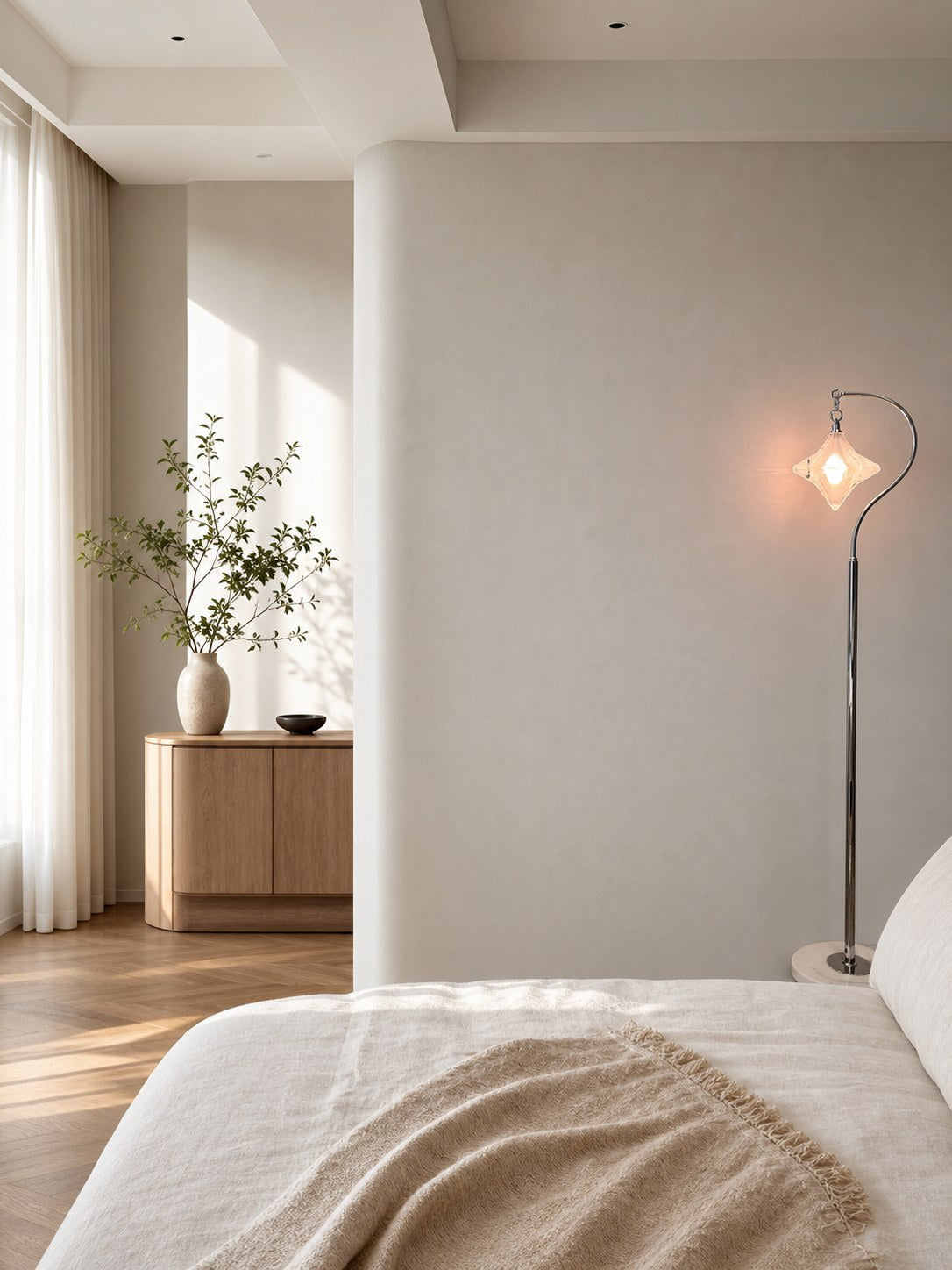 Art Deco Star Floor Lamp – Modern Standing Lamp for Living Spaces –  Astris Orion