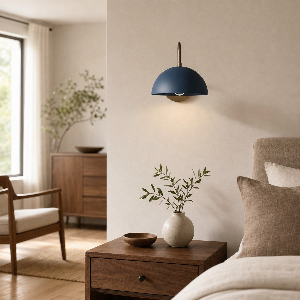 Curva Metal  Industrial Wall Sconce - Curved Brass Arm - Hammered Dome Light Fixture