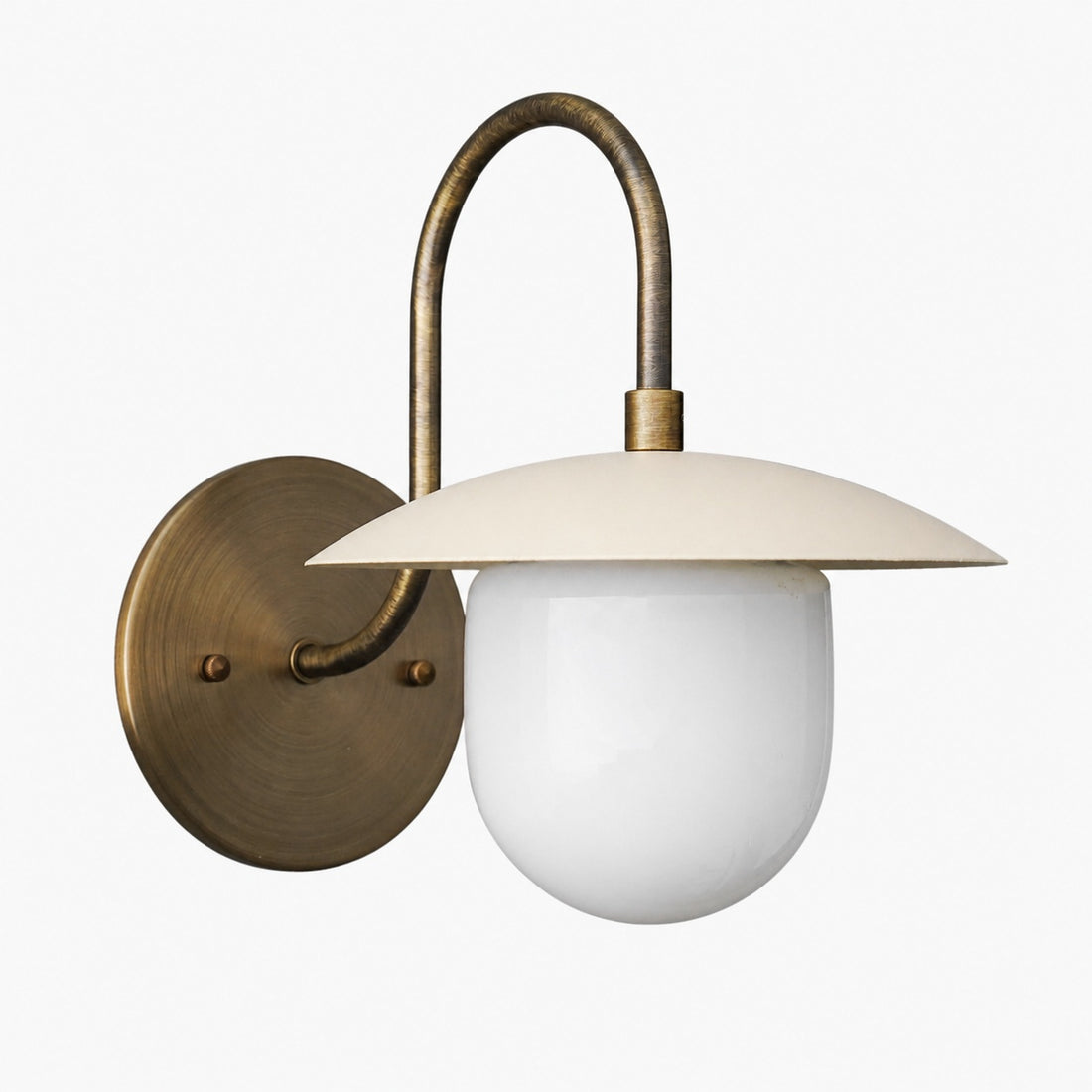 Curva Metal Arched Brass Wall Sconce - Elegant Metal Light for Modern Interiors