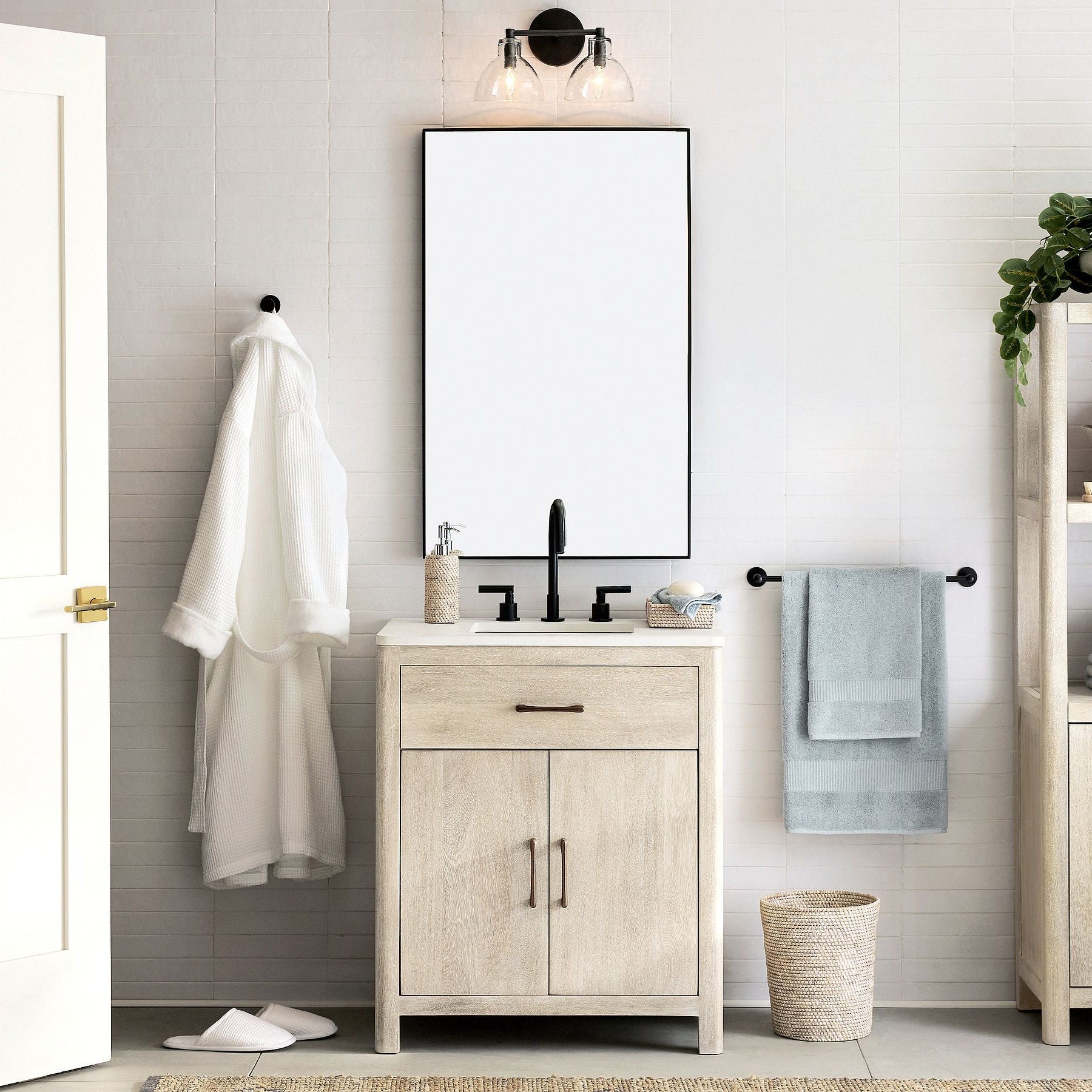 Glavira Modern Glass Globes Multi Heads Wall Sconce for Hallways and Bedrooms