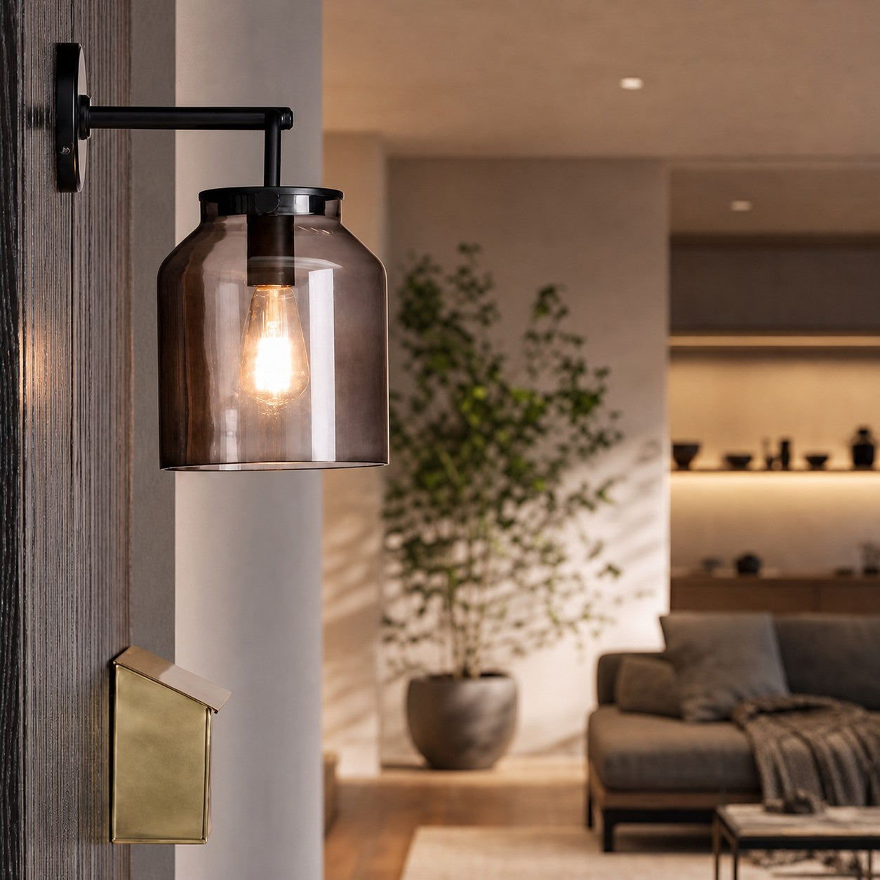 Hanton Minimalist Outdoor Wall Light - Matte Metal Industrial Sconce for Modern Spaces