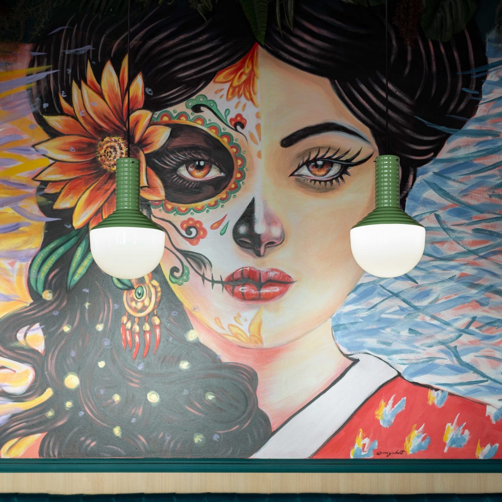 Contemporary Bulb - Shaped Ceramic Pendant Lamp In 4 Colors