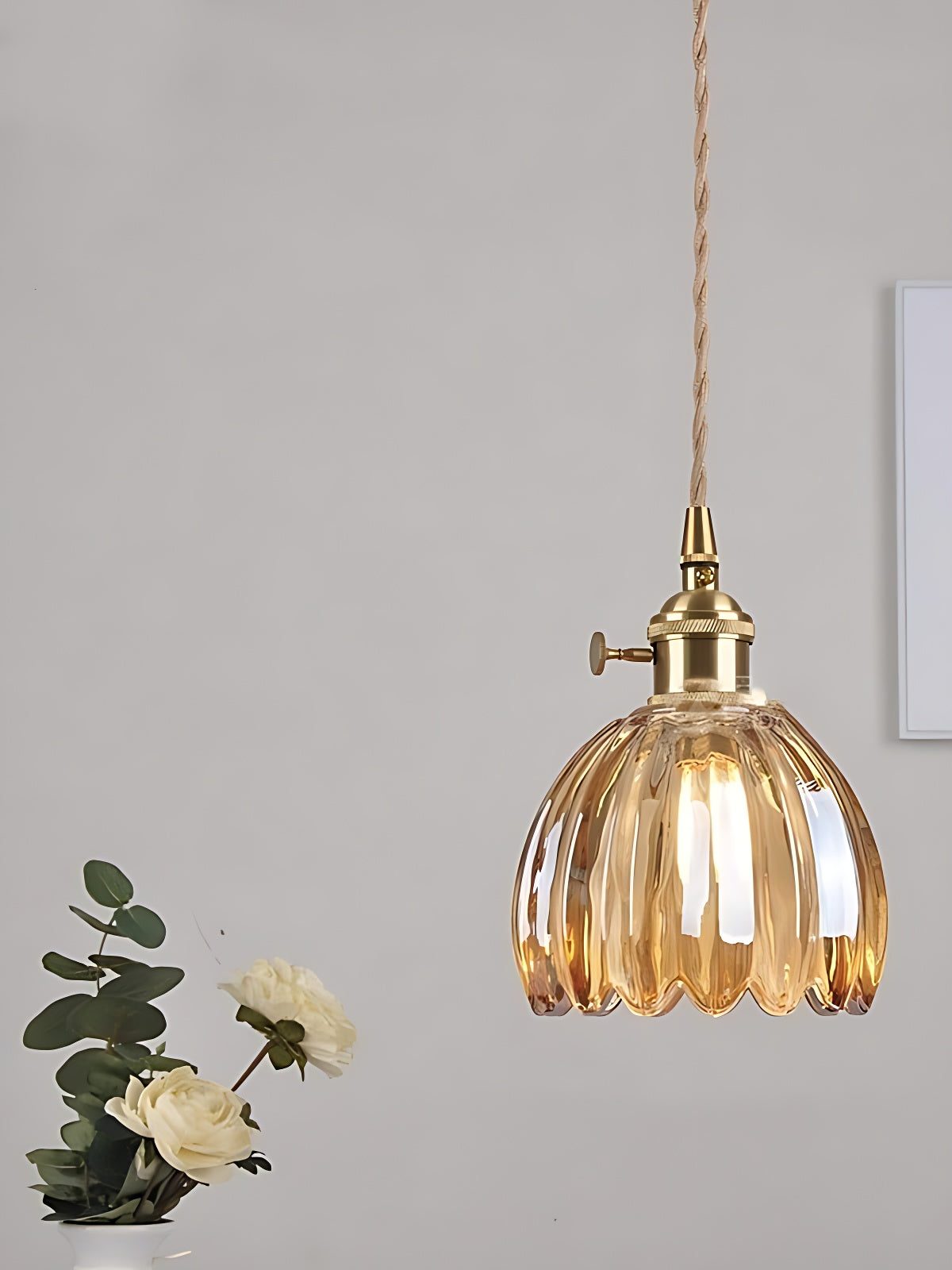 Japanese Retro Glass Flower Pendant Light
