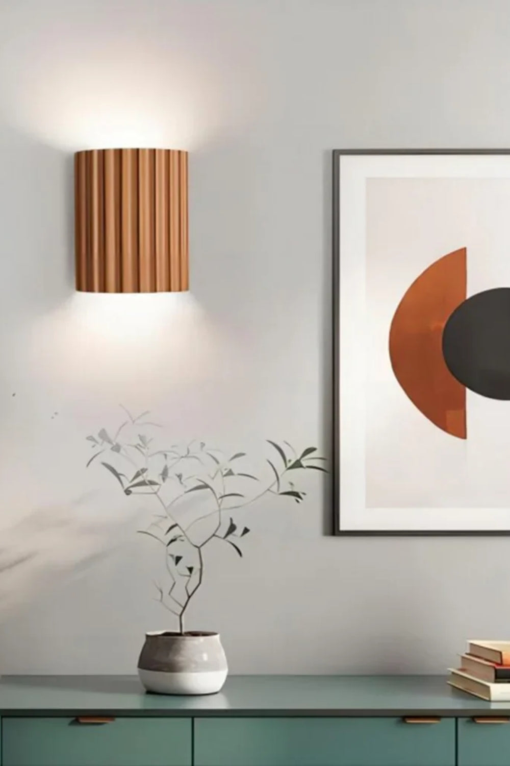 Modern Ribbed Resin Fluted Wall Lamp