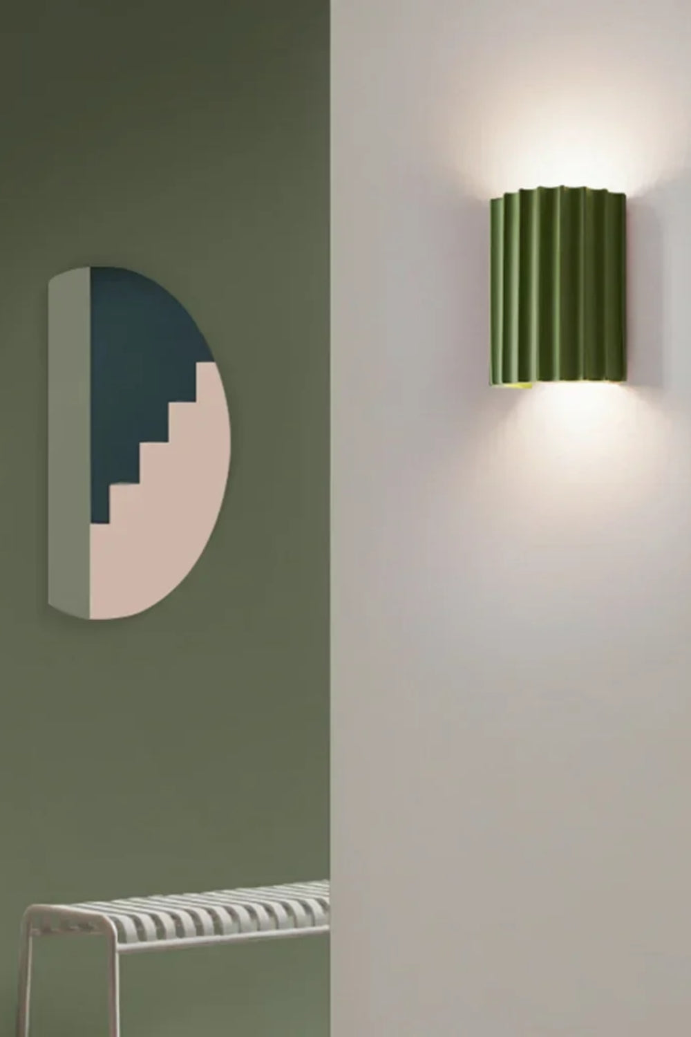 Modern Ribbed Resin Fluted Wall Lamp