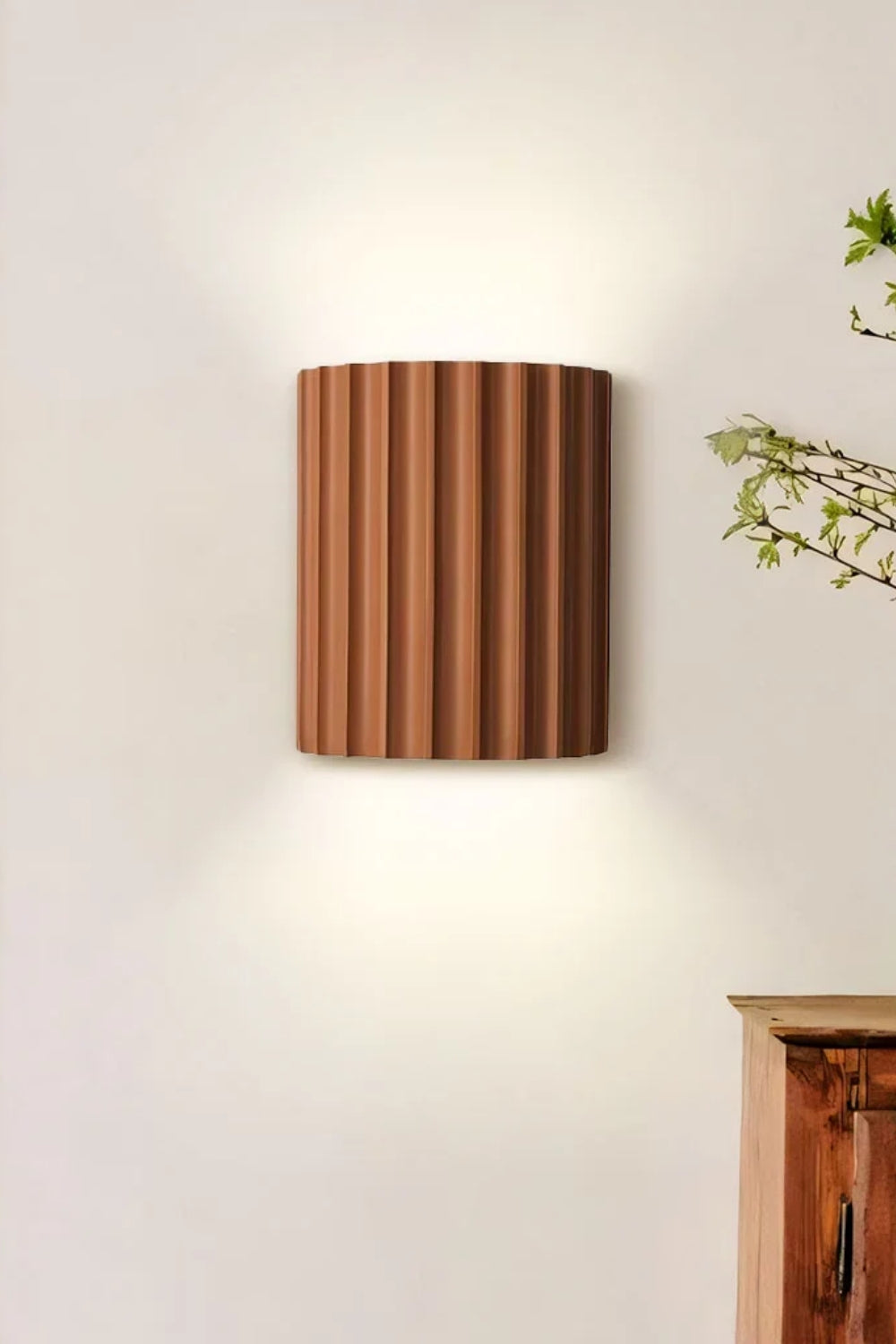 Modern Ribbed Resin Fluted Wall Lamp