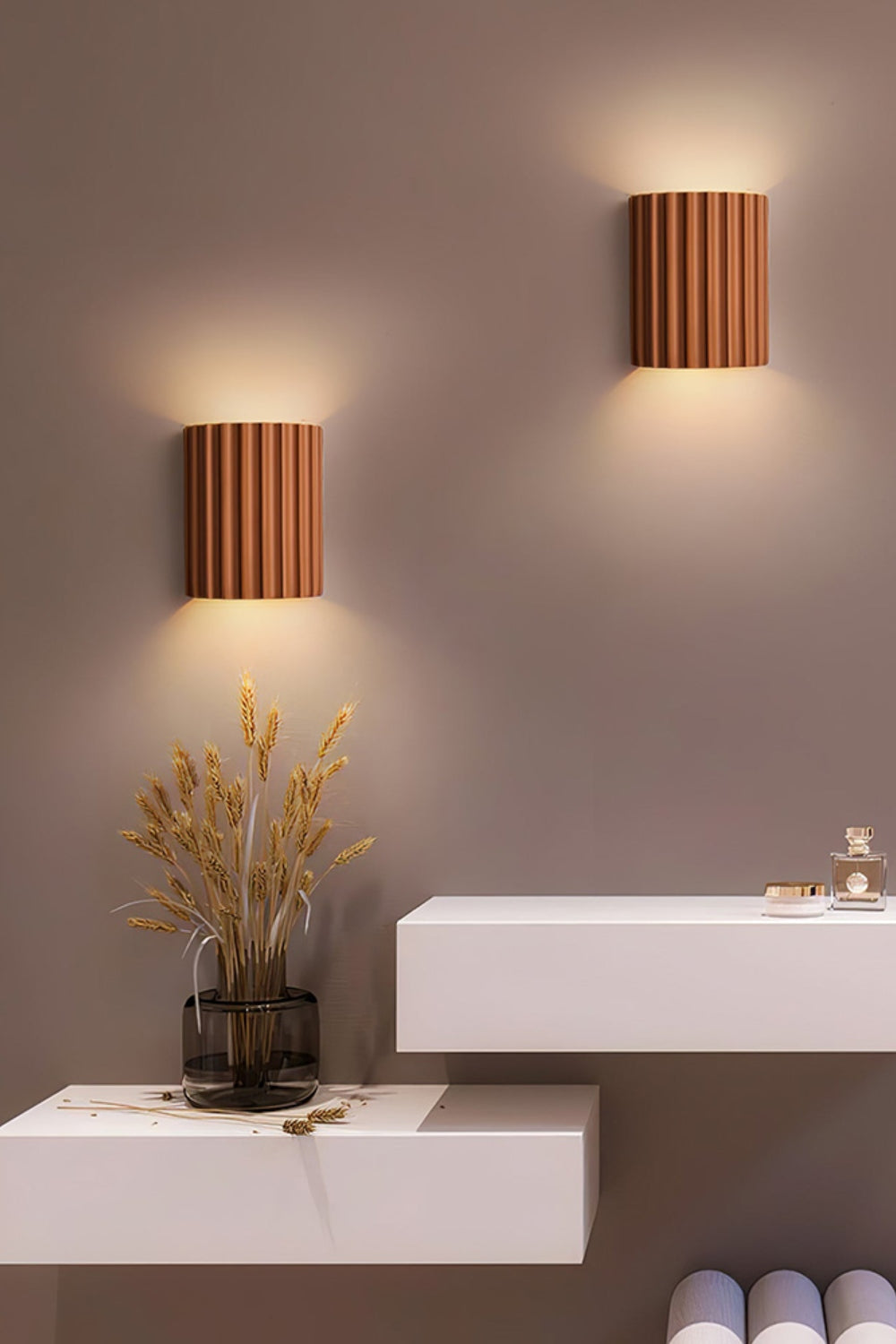 Modern Ribbed Resin Fluted Wall Lamp