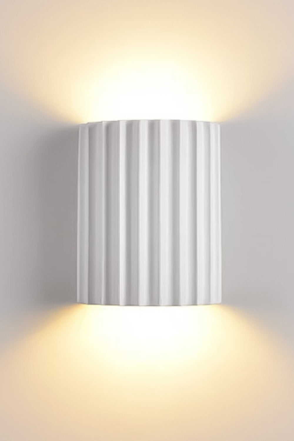 Modern Ribbed Resin Fluted Wall Lamp