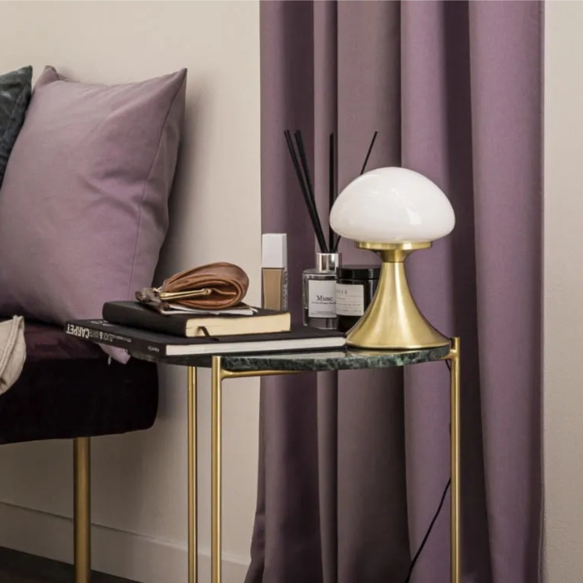 Mushroom Glass Bedside Lamp – Vintage Brass Base & Adjustable Brightness