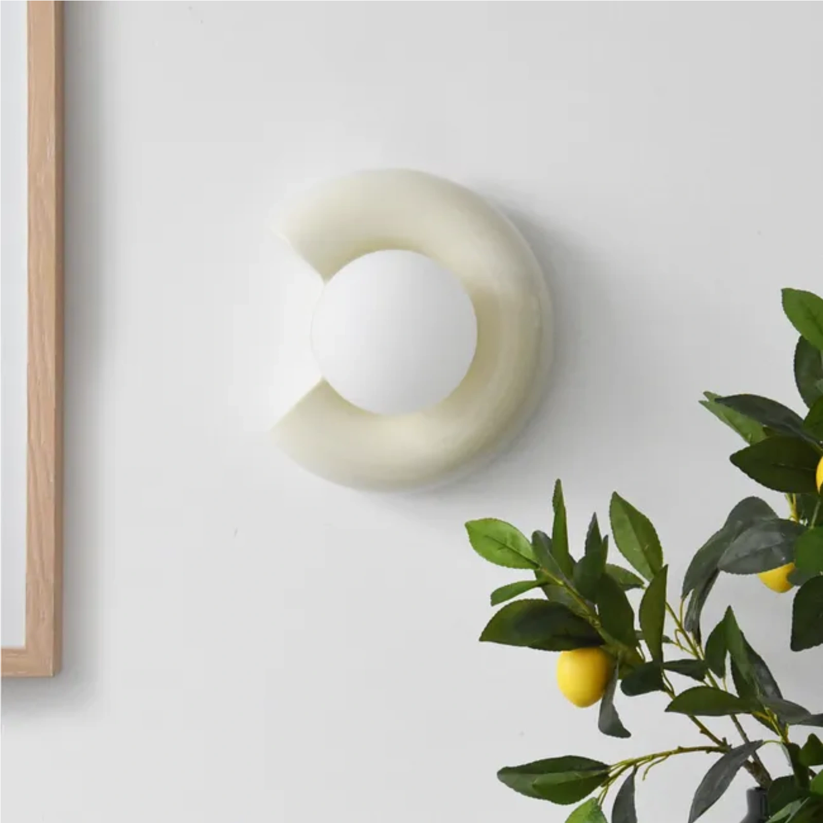 Pop Ceramic Wall Light – Scandinavian Style Wall Sconce