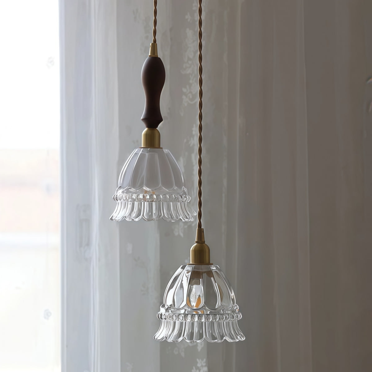Jellyfish Flower Glass Pendant Light – Walnut & Antique Brass Style