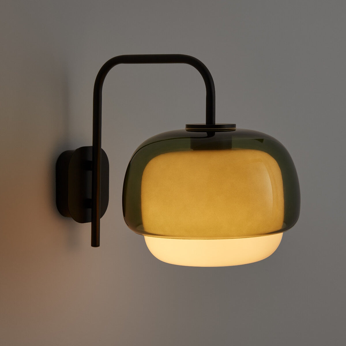 Stained Glass Bedside Wall Light – Double Dome Scandinavian Sconce