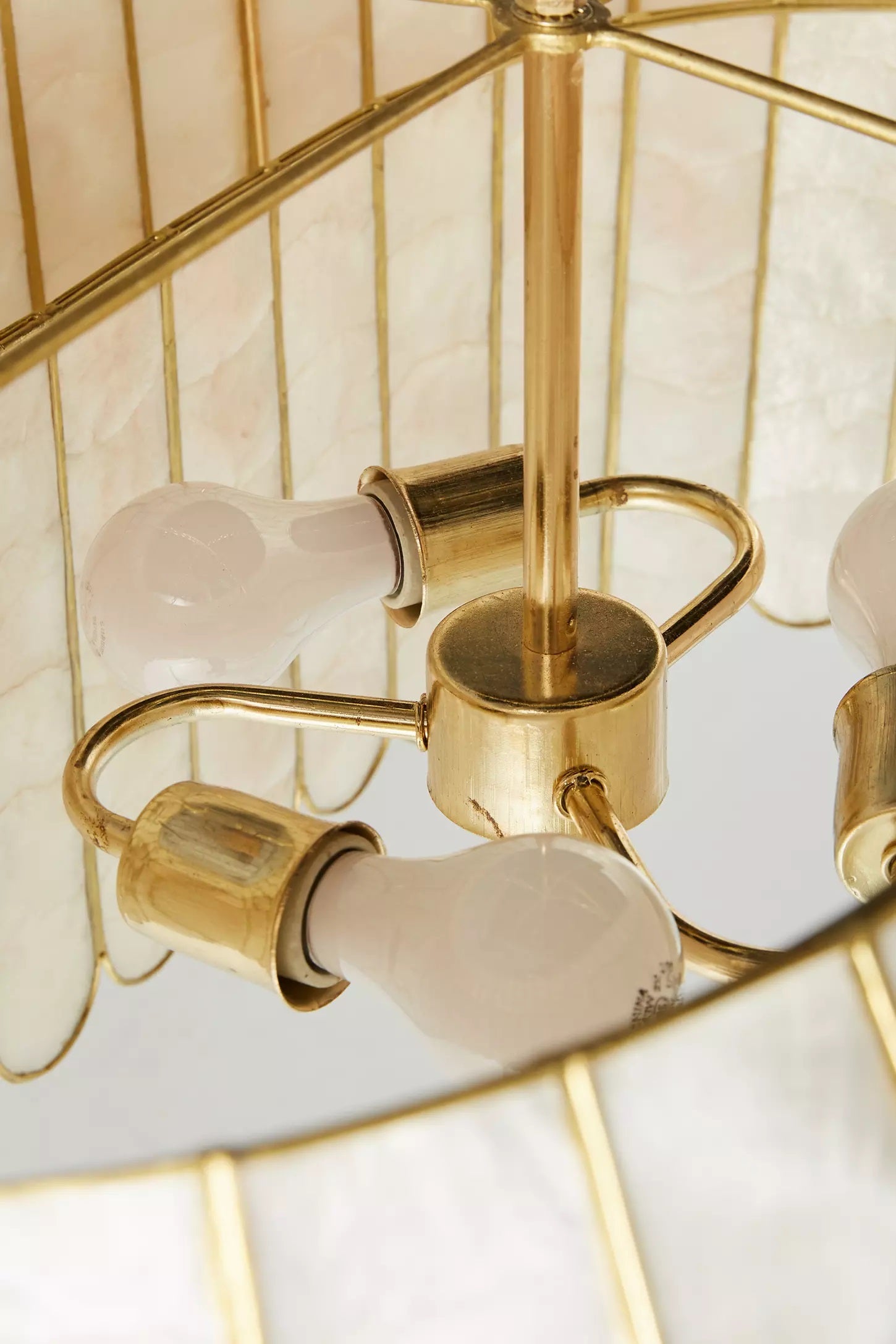 Lumica Capiz Faceted Pendant Light - Elegant Natural Shell Design