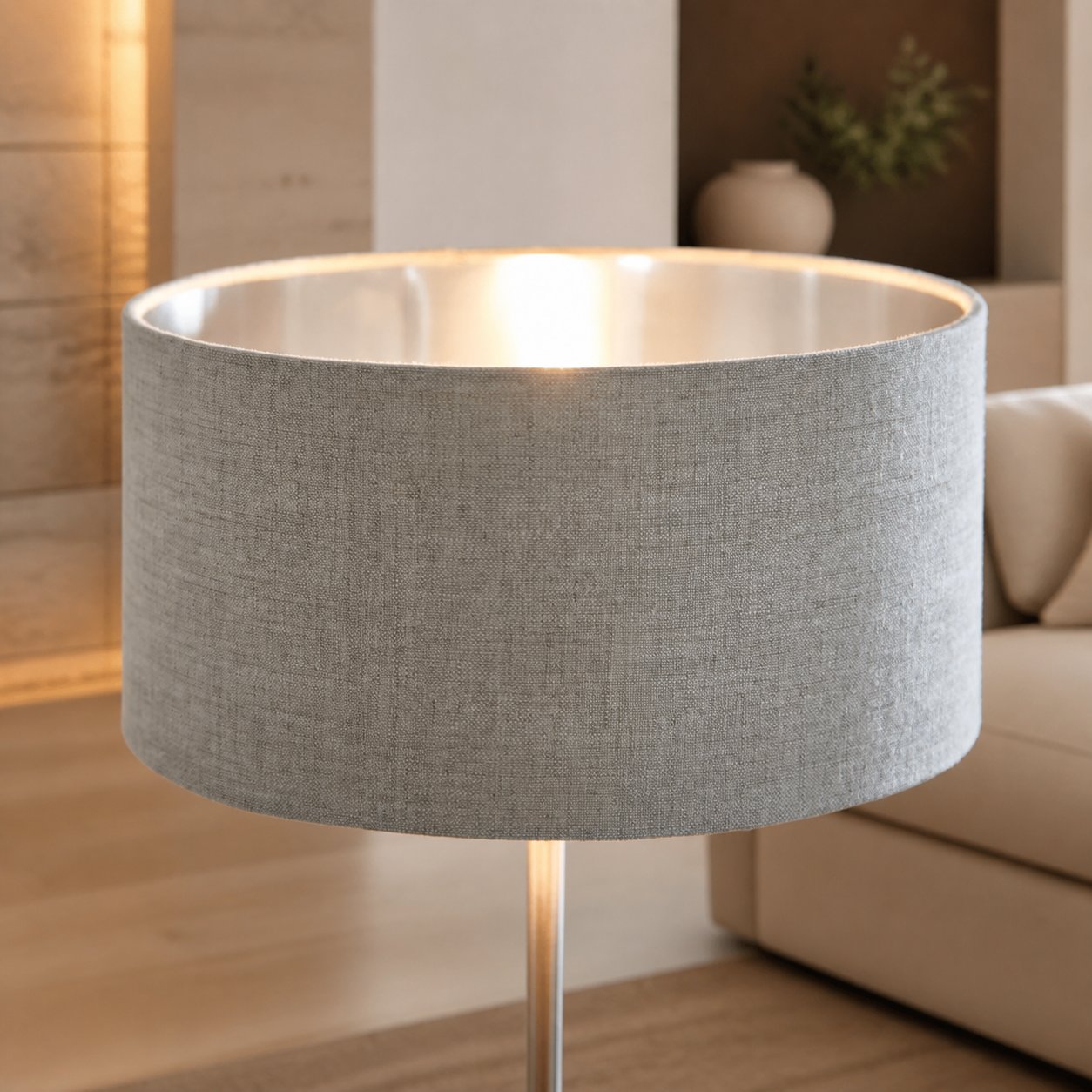 Tela 1‑Light and 3‑Light Table Lamp – Modern Linen & Metal for Bedside or Living Room