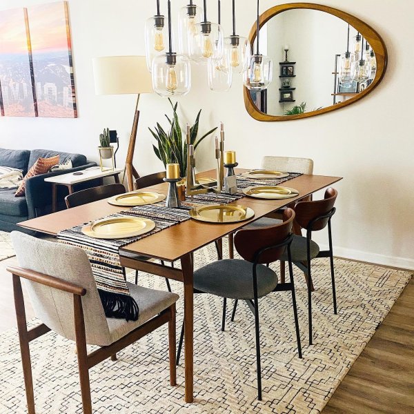 Lumivelle Sculptural 7-Light Chandelier – Adjustable Height Modern Glass Pendant