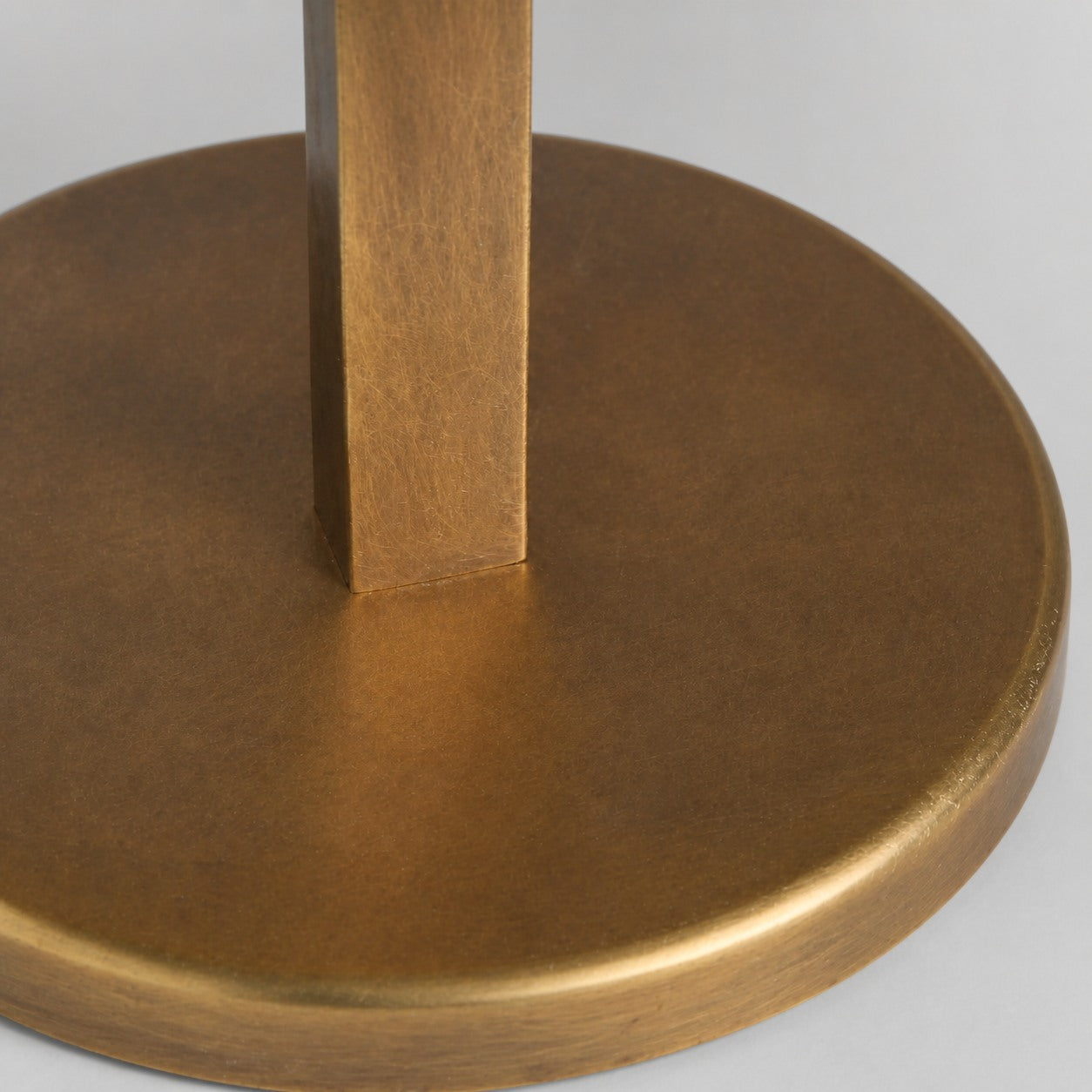 Aurecyl Table Lamp — Sleek Tapered Metal Table Lamp in Vintage-Style Finish for Living Room