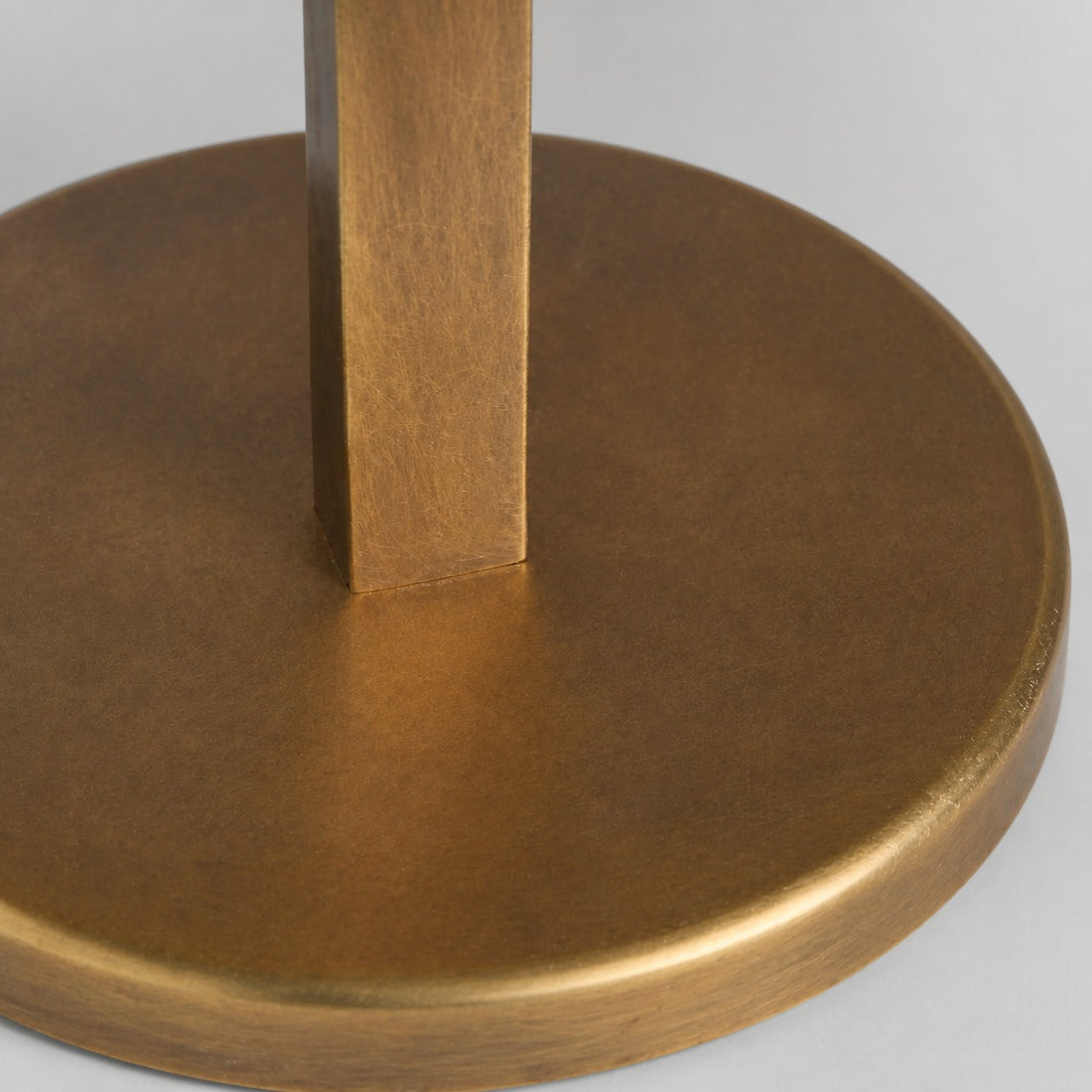 Aurecyl Table Lamp — Sleek Tapered Metal Table Lamp in Vintage-Style Finish for Living Room