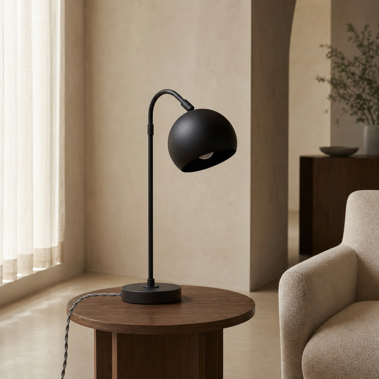 Ornato Luxe Modern Accent Table Lamp - Stylish Home Light