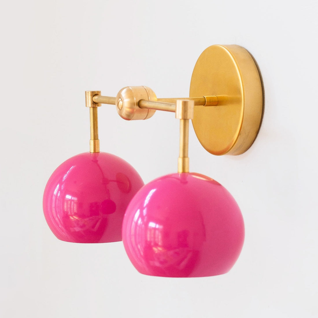 Doll Pink Loa Wall Sconce - Double Head Globe-shaped Bath Wall Light