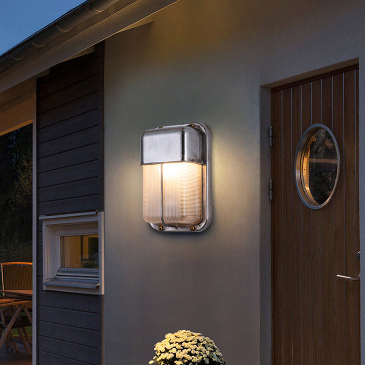 Vintage Industrial Style Waterproof Wall Sconce