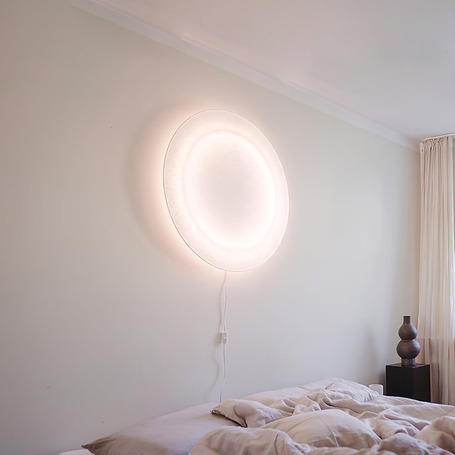 Modern Simple Plug-In Round Wall Lamp