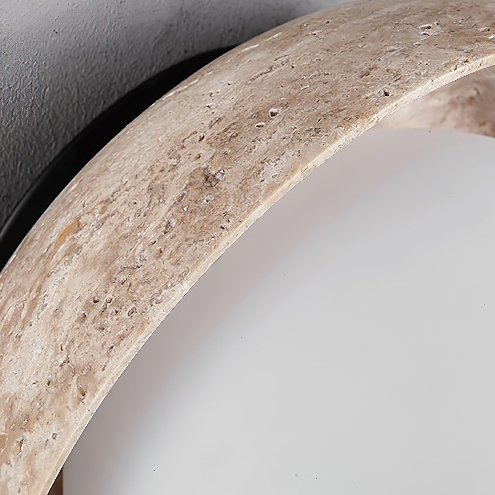 Eala Wall Lamp