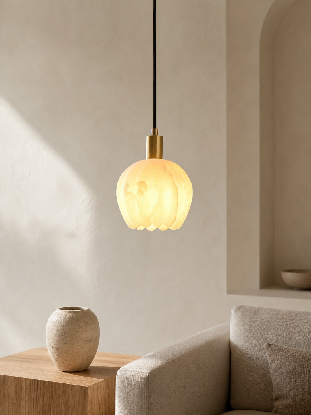 Lilin Alabaster Pendant Light