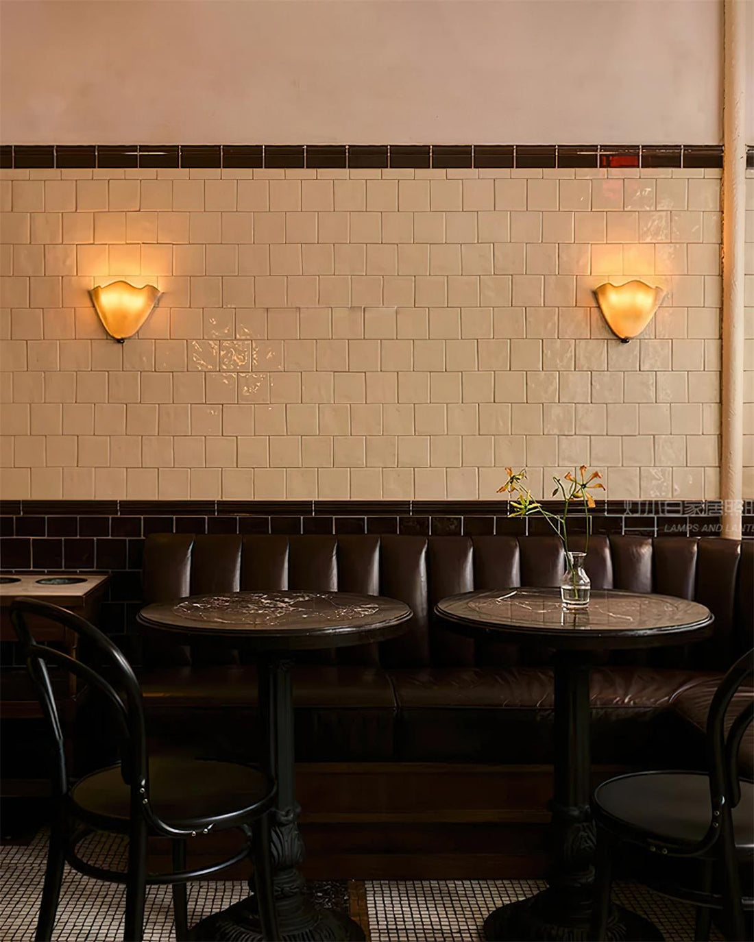 Bellina Modern Wall Light - Artisanal Glass Vera Lamp for Interior Decor