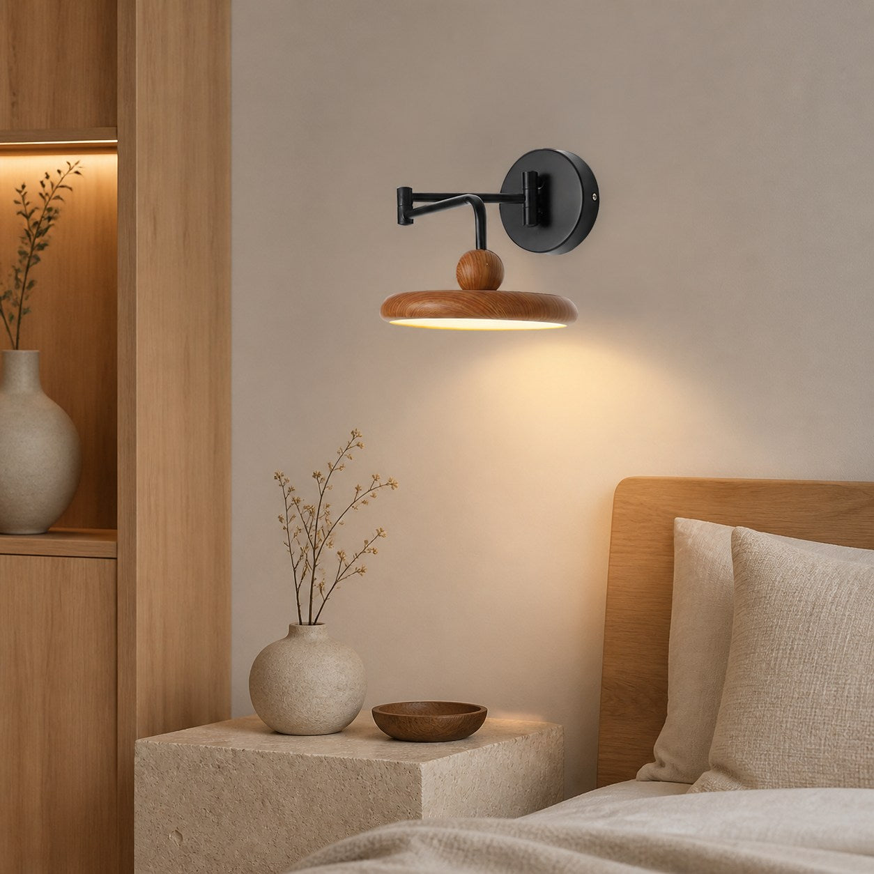 Karlin Wall Lamp