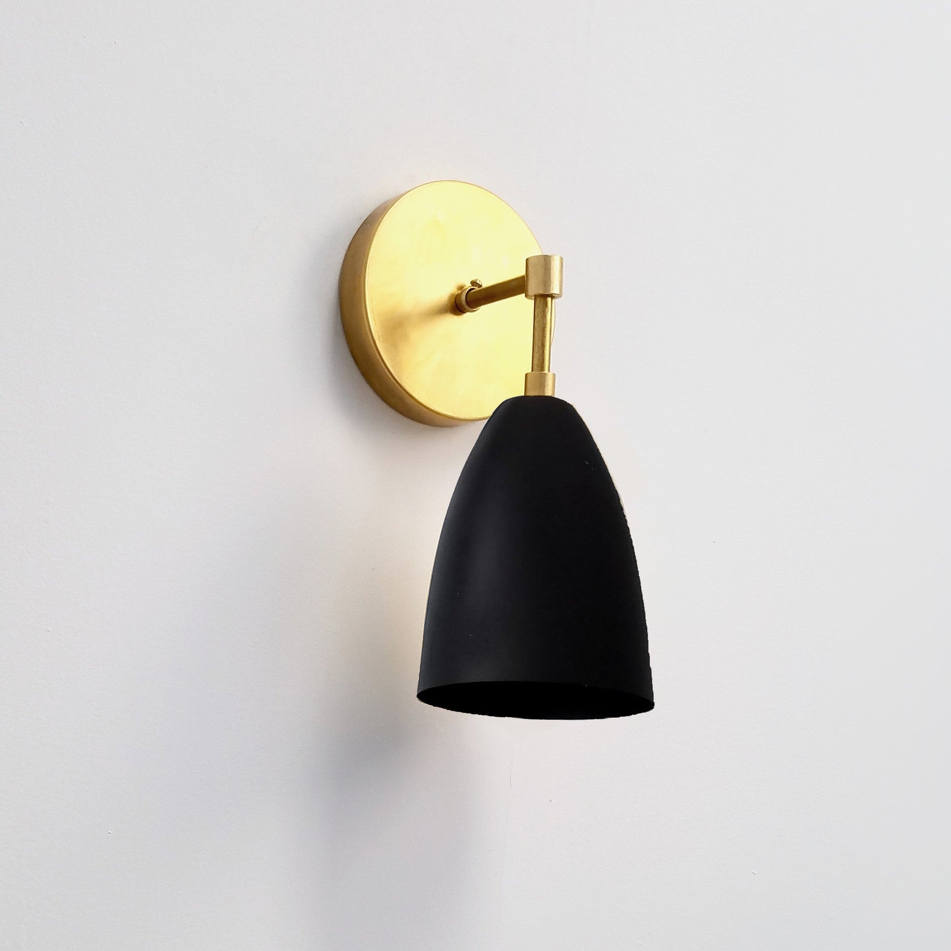 Contemporary Elegant Cone Wall Sconce For Modern Ambiance