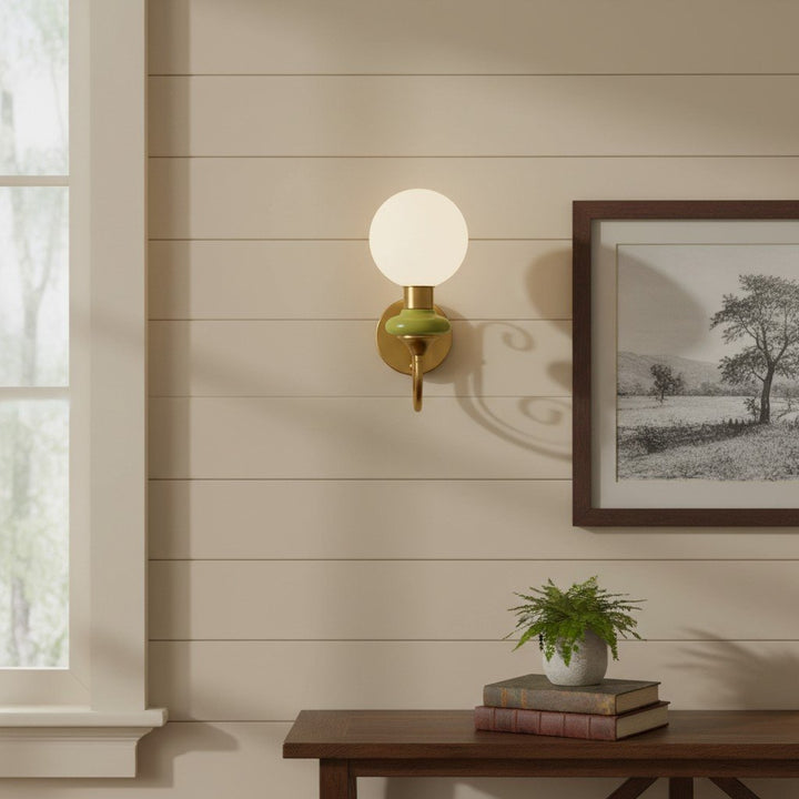 Noirvex Sculptural Metal Wall Lamp - Elegant Vertical Design for Living Spaces