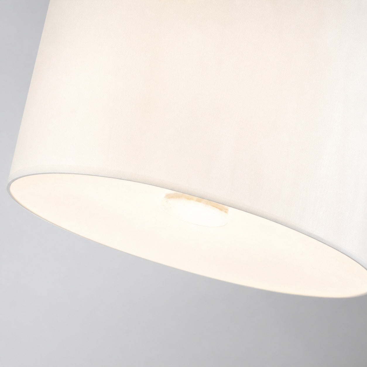 Morvella Sculptural Pendant Light – Refined Cylindrical Design Decorative Hanging Lamp N31
