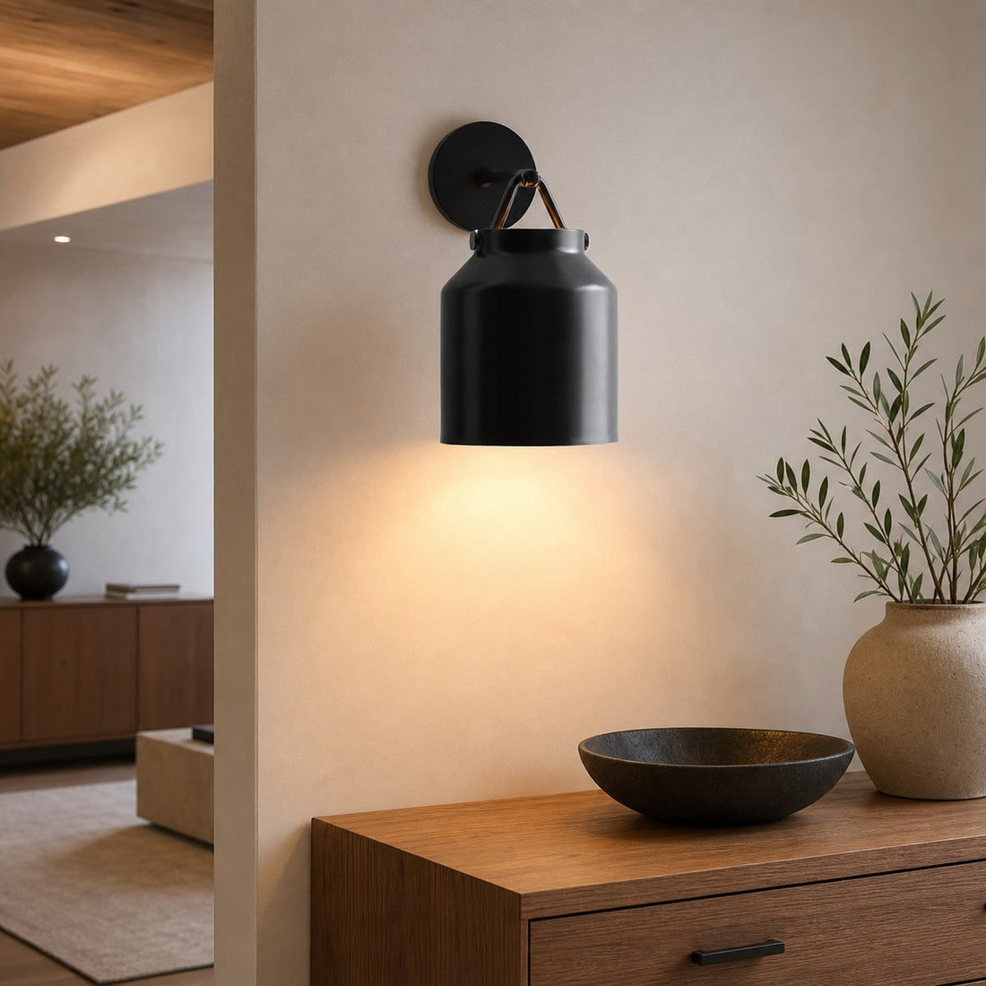 Hanton Modern Minimalist Brass and Glass Sconce – Damp Rated for Bathrooms