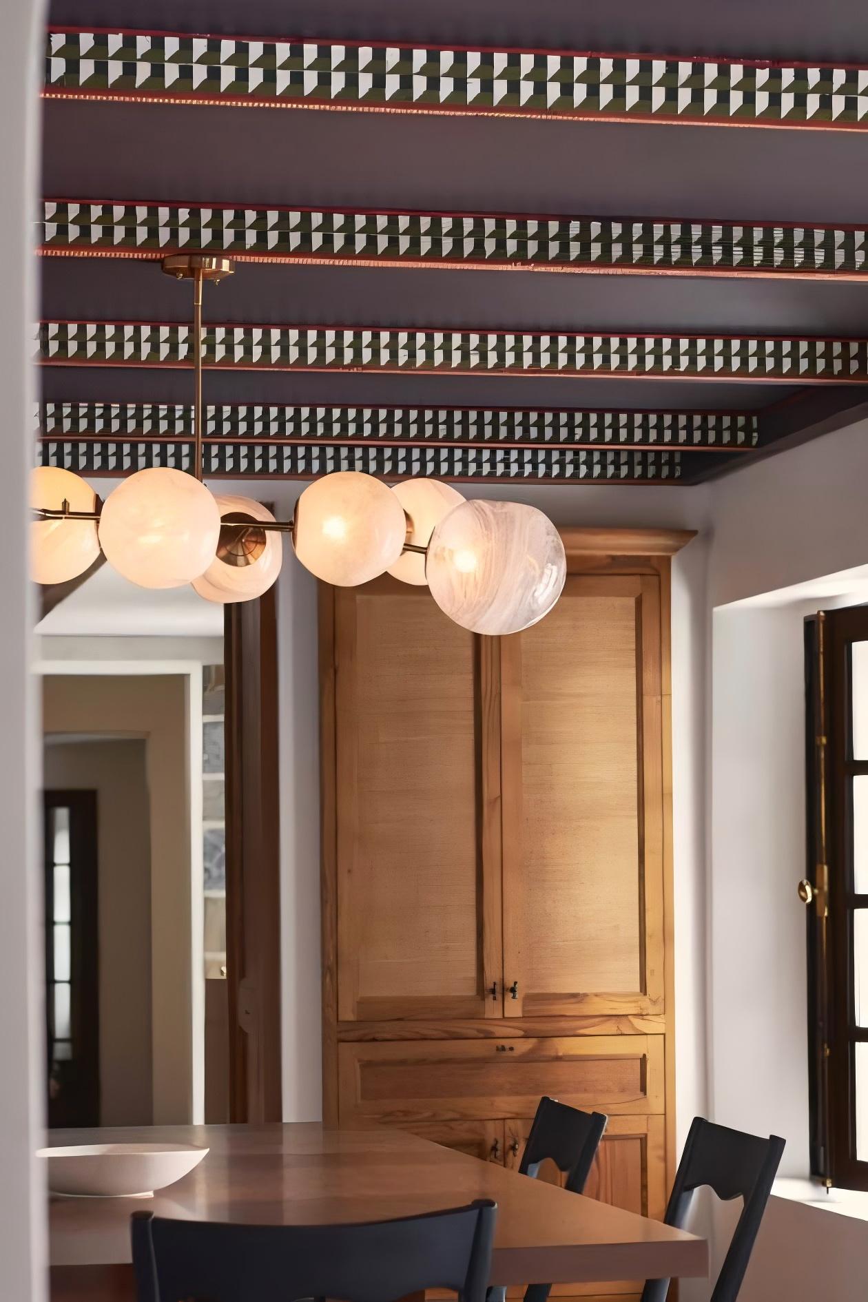 Pawrior Elegant Artistic Glass Spherical Metal Chandelier Perfect for Modern Interiors