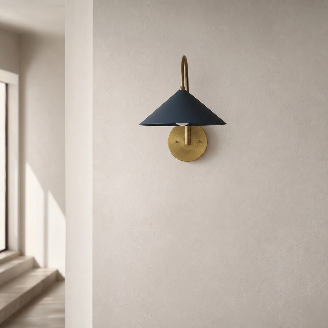 Curva Metal Vintage Wall Sconce  - Elegant Cone Shade for Bedrooms