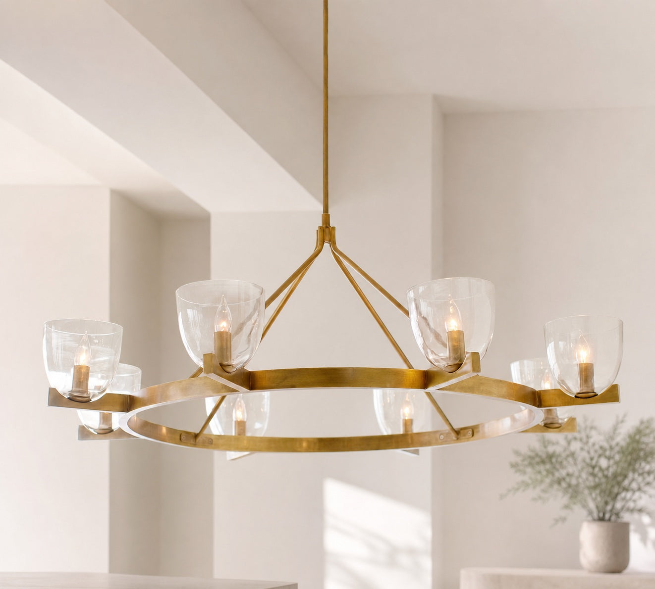 Auria Hand-blown Glass Metal Chandelier - Contemporary Brass Design