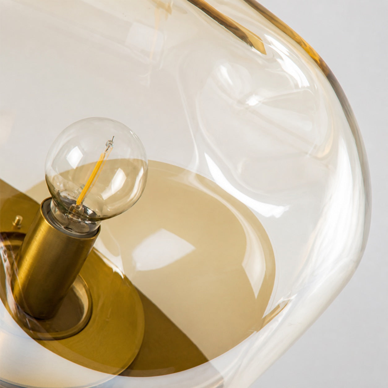 Glissora Glass Table Lamp – Soft Sculptural Glass Form for Living Room or Bedroom