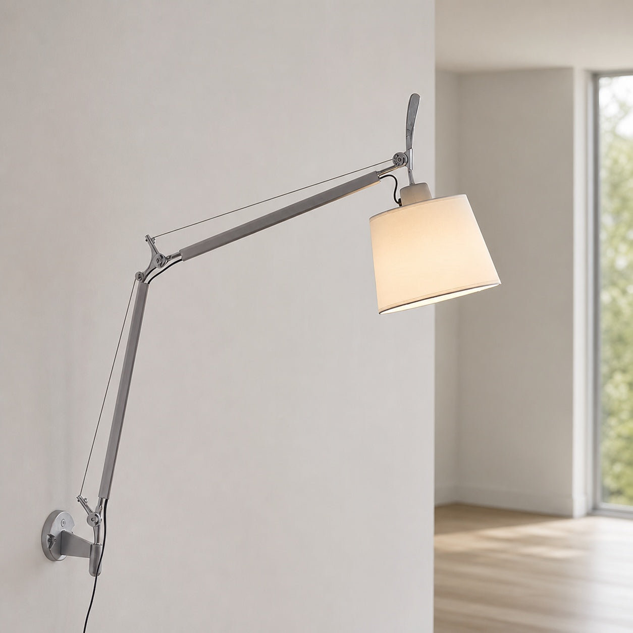 Velthea Plug-in Wall Lamp