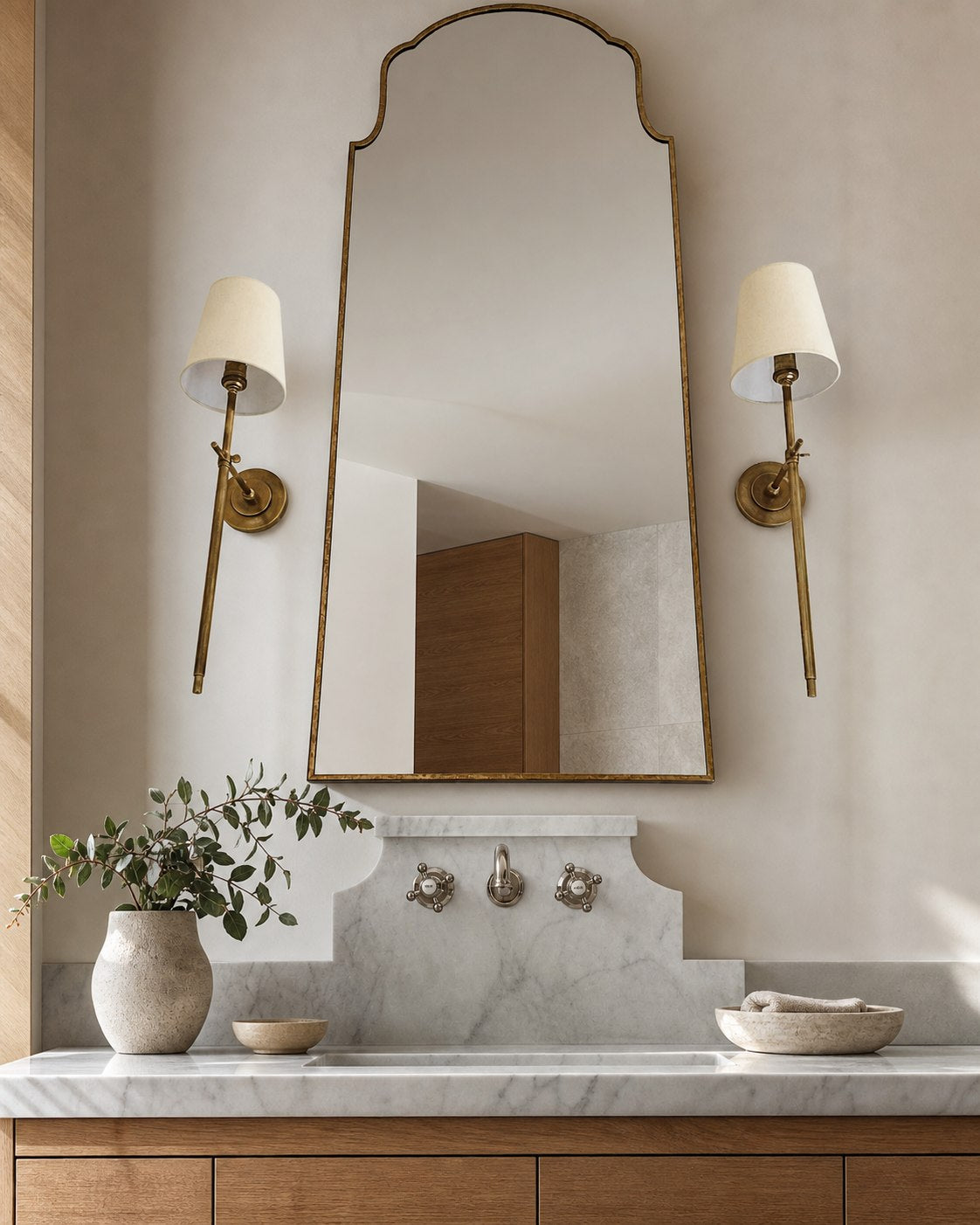 Bryant Wall Lamp