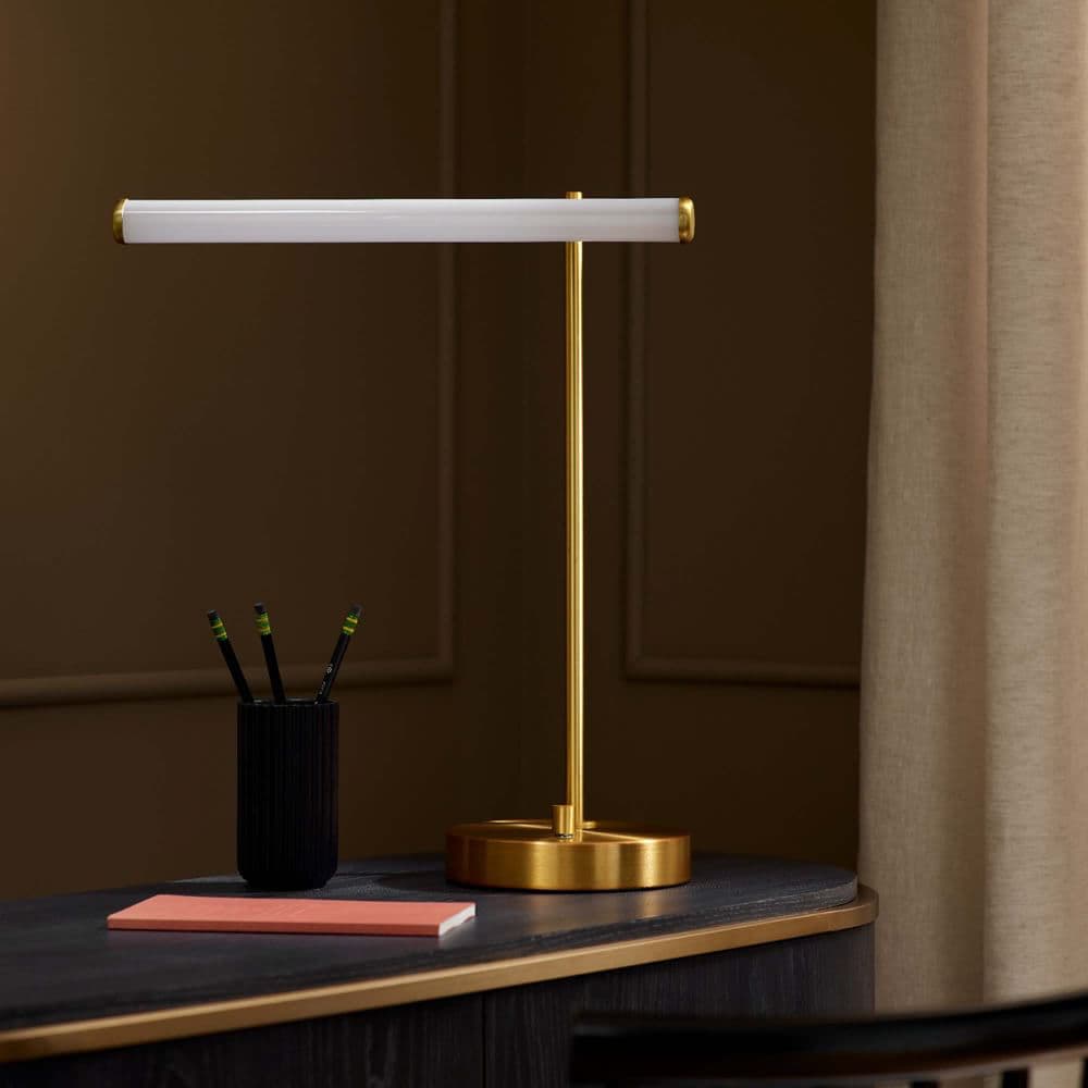 Voro Modern LED USB Table Lamp - Sleek Metal Desk & Bedside Lighting