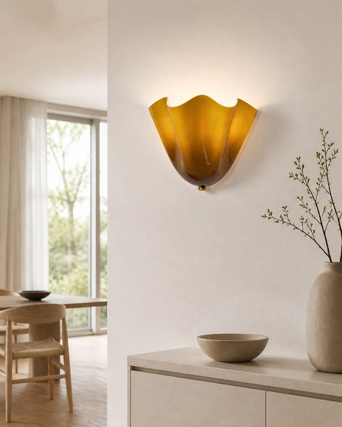 Bellina Modern Wall Light - Artisanal Glass Vera Lamp for Interior Decor
