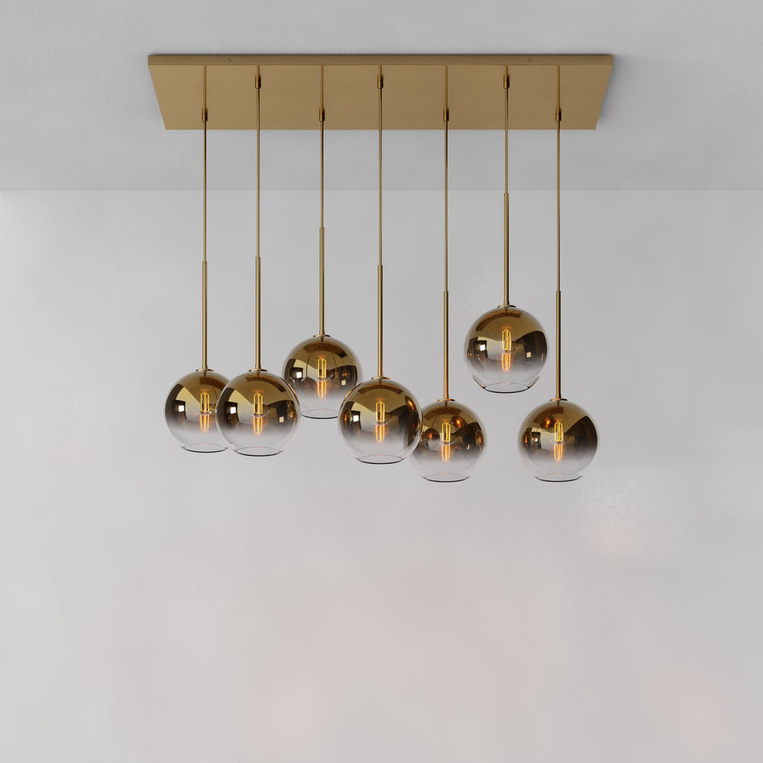 Selvion Elegant 7-Light Globe Chandelier – Glass Pendant Light