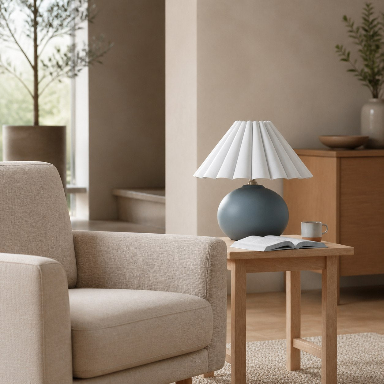 Ruffmeto Decorative Table Lamp — Round Ceramic Base with Pleated Fabric Shade for Cozy Spaces
