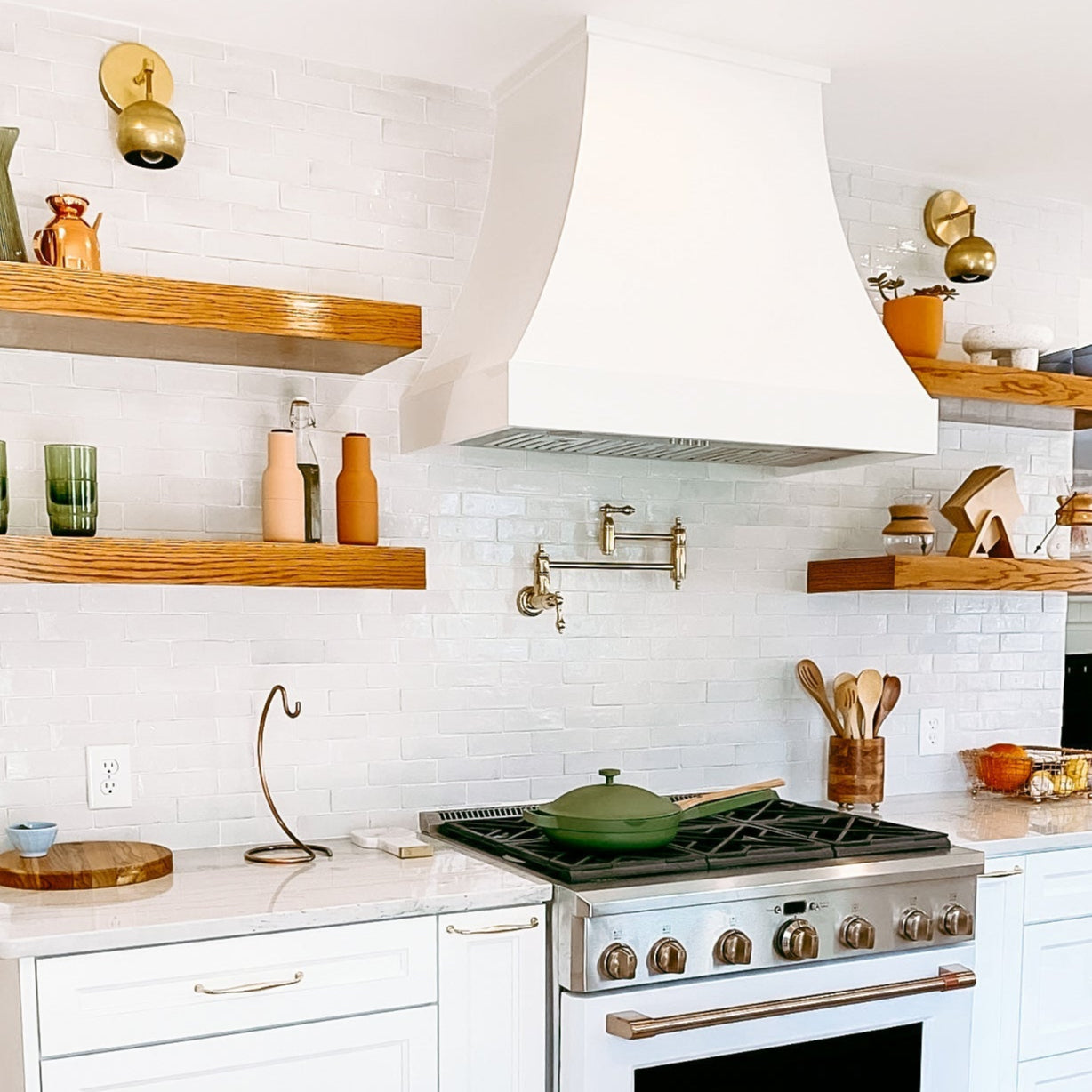 Mid Century Modern Brass Wall Sconce - Versatile Home Accent Light