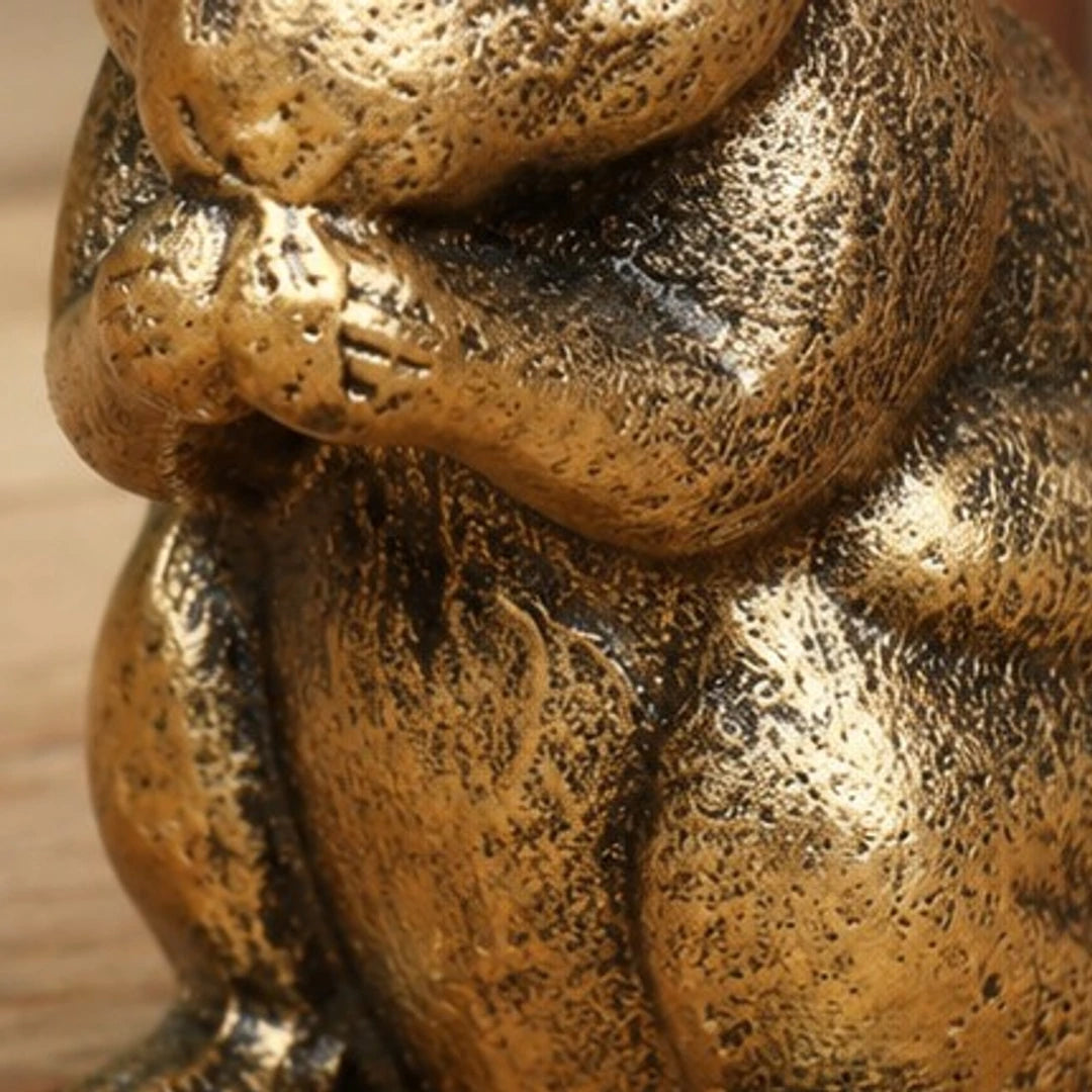 Guardian front paws and cast iron surface detail