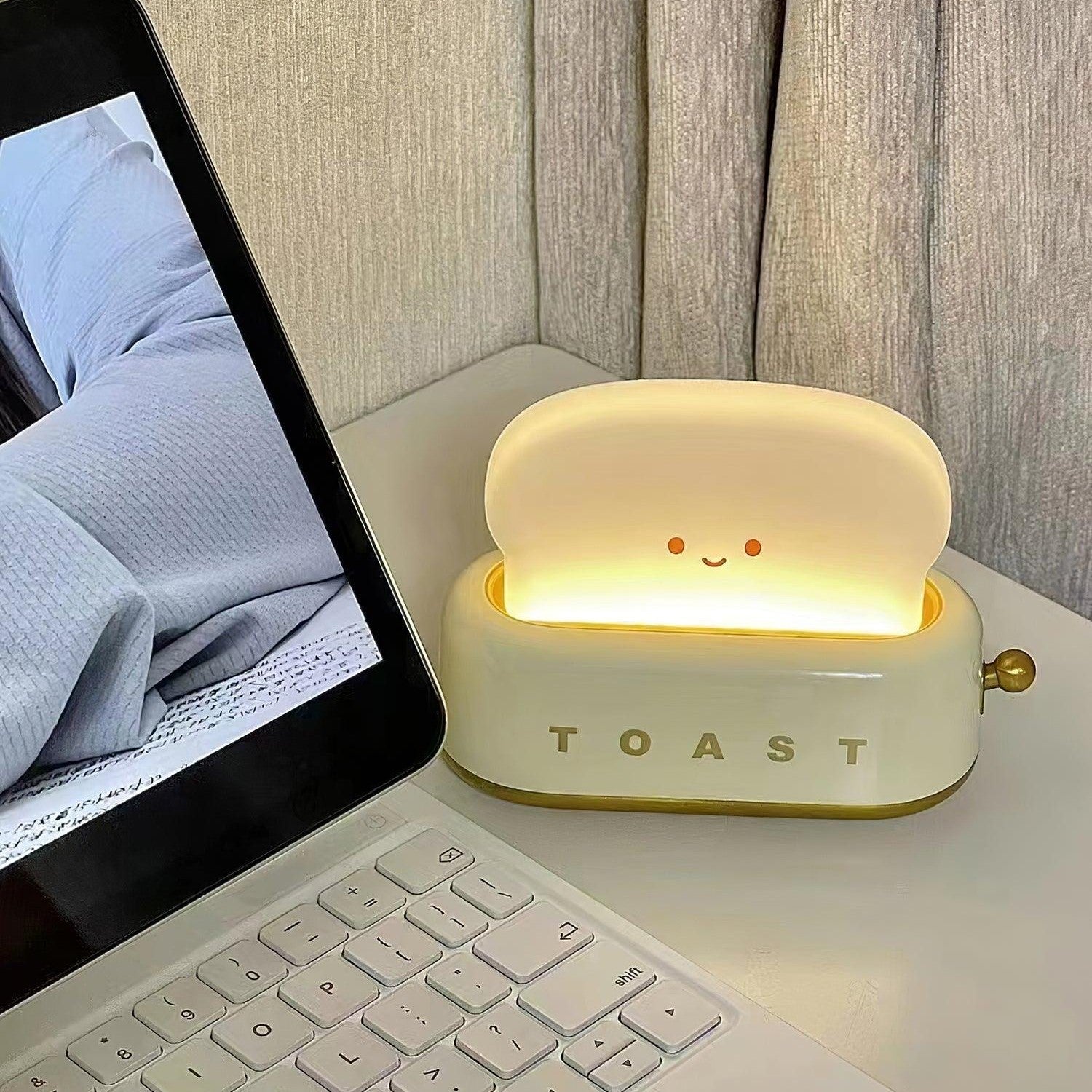 Toaster Lovely Table Lamp
