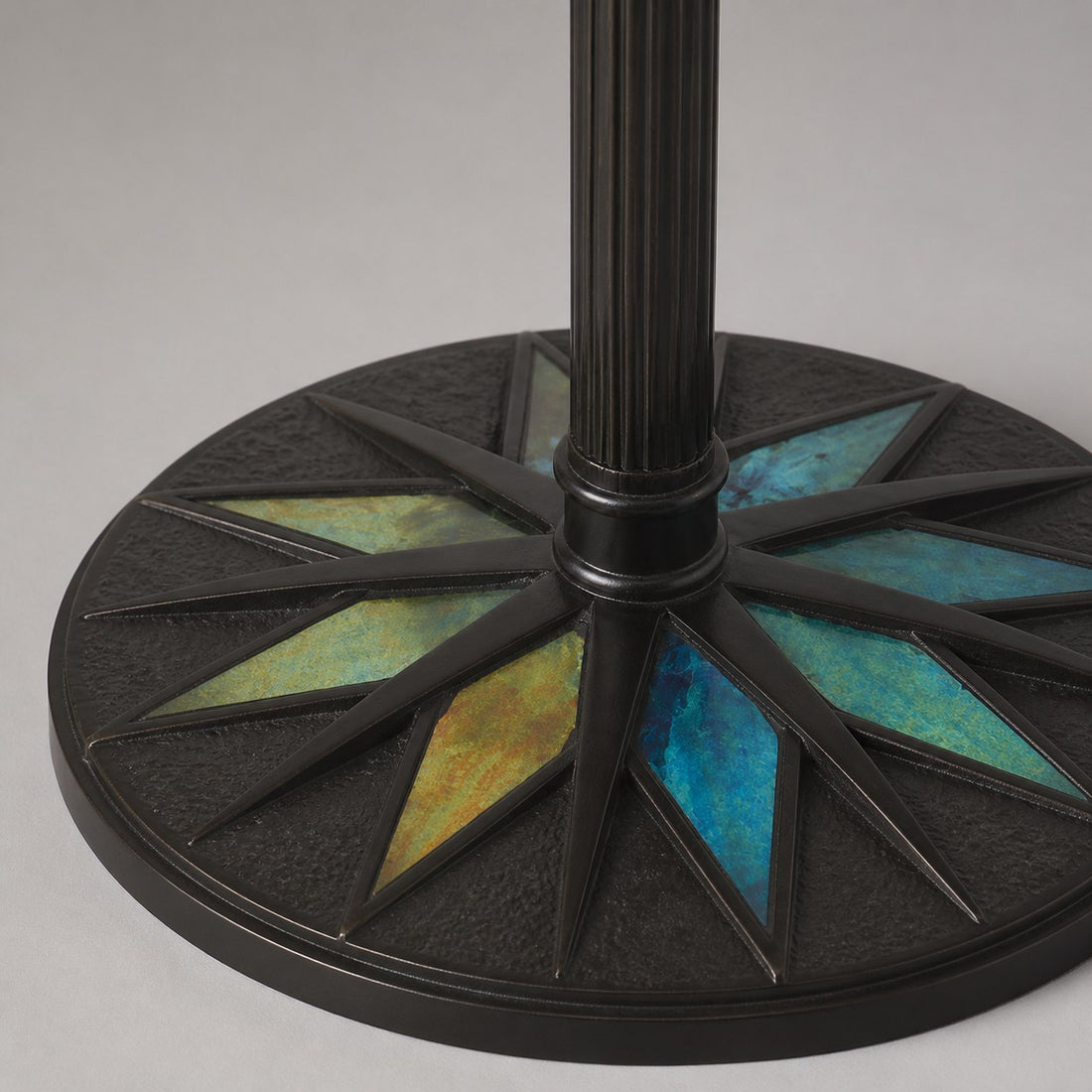 TF Dark Star Stained Glass Star Pattern Floor Lamp – Tiffany Style Uplighter for Living Rooms