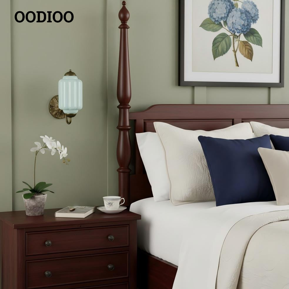 Vintage Milk Glass Sconce - Bedside Cream Eloise Wall Sconce