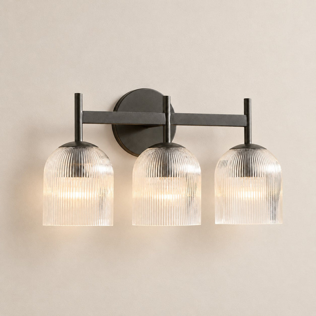 Bravira ribbed glass sconce, matte black, 3 heads