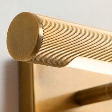 Zorv Sleek Picture Light – Ribbed Metal Frame Wall Light for Art or Photo Display